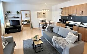 Apartment Tina - Old Town, Ac, Free Private Parking